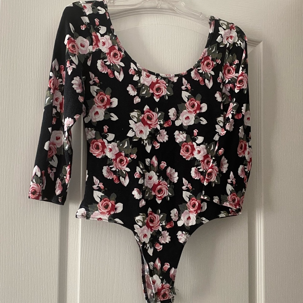 Heart & Hips Tops | Heart & Hips Floral Print Casual Bodysuit Large